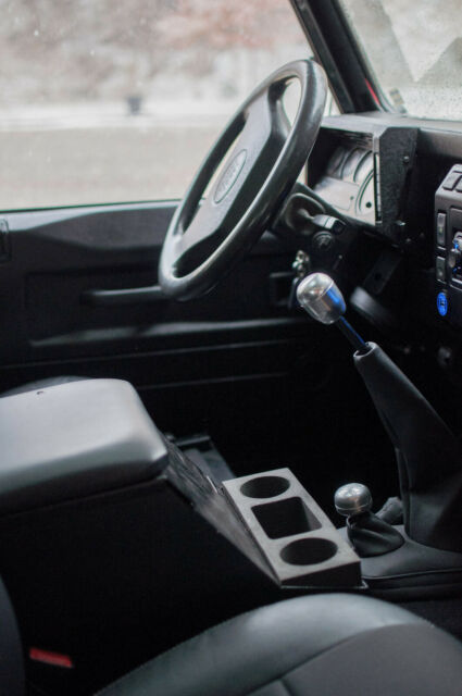 1980 Land Rover Defender 110 LHD 200 TDI Puma Body XS 1/2 Leather - photo 8