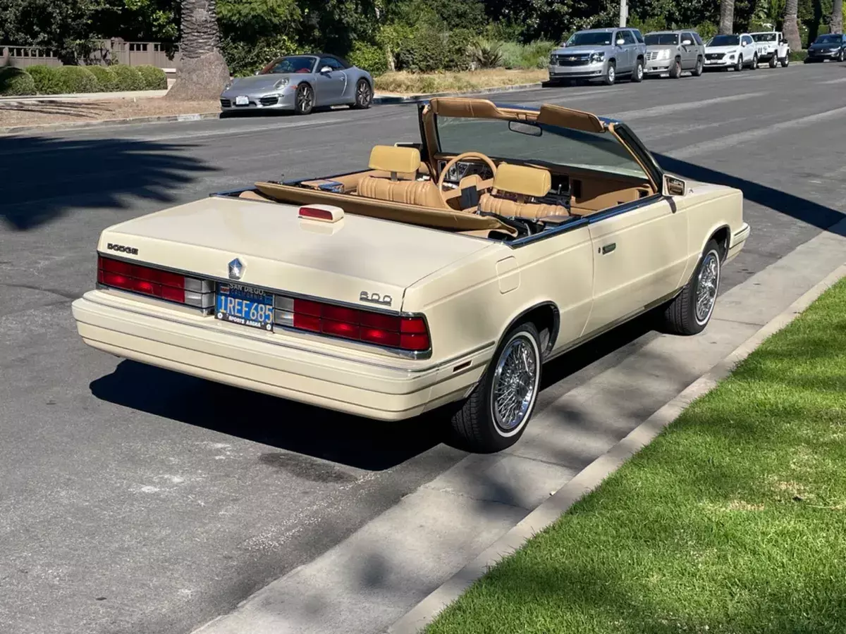 1986 Dodge 600 Convertible 2-door 2.5l 4-CYL 1986 Dodge 600