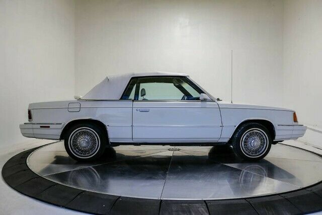 1986 Dodge 600 ES LEATHER CONVERTIBLE WELL KEPT CLEAN - photo 6