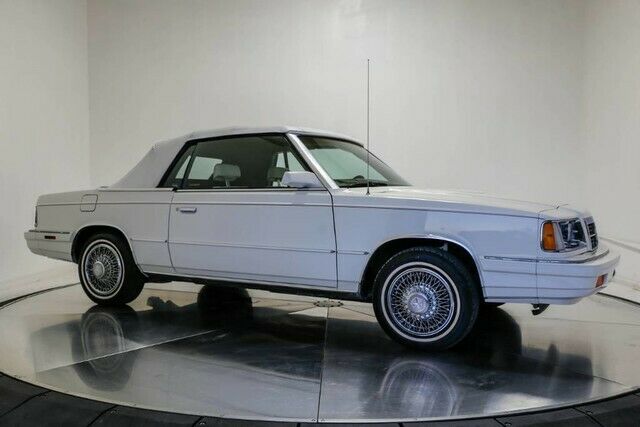 1986 Dodge 600 ES LEATHER CONVERTIBLE WELL KEPT CLEAN - photo 7