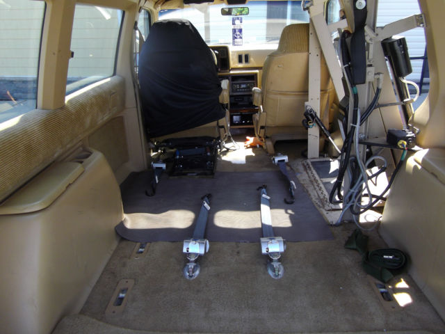1986 Dodge Caravan - photo 7