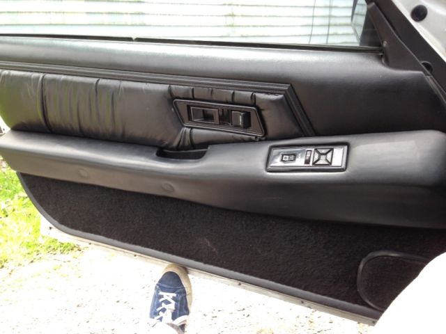 1986 Dodge Daytona - photo 12