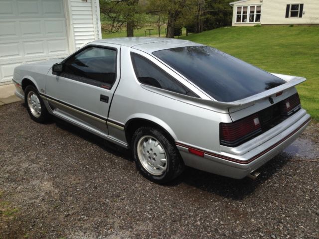 1986 Dodge Daytona - photo 3