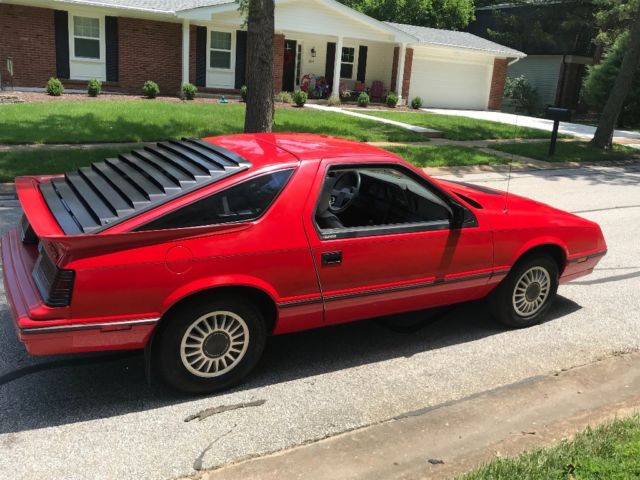 1986 Dodge Daytona Base - photo 4