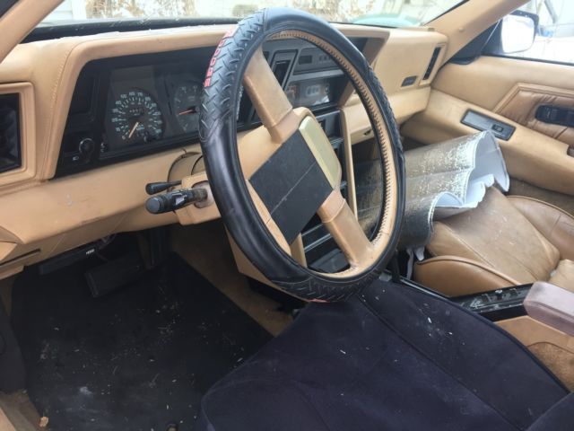 1986 Dodge Daytona Turbo Z Hatchback 2-Door - photo 4