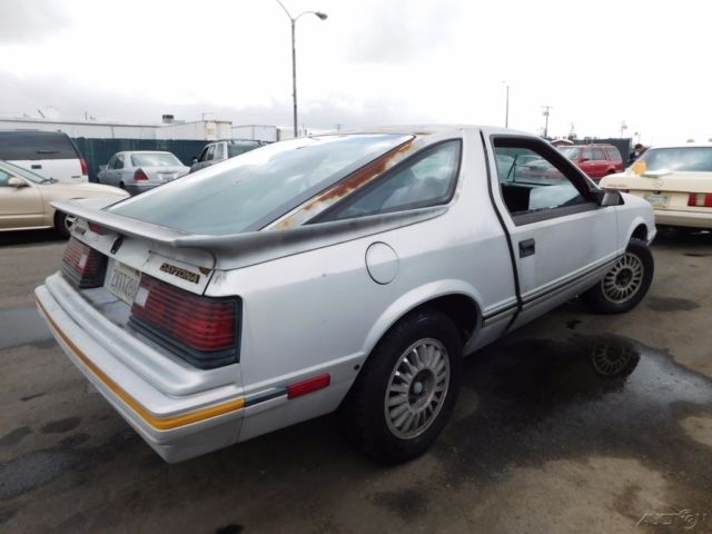 1986 Dodge Daytona - photo 2