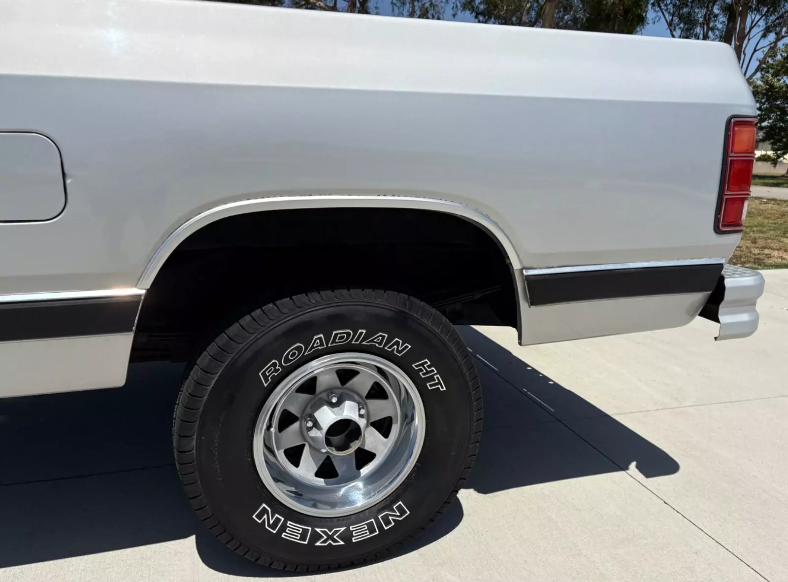 1986 Dodge Other Pickups - photo 13