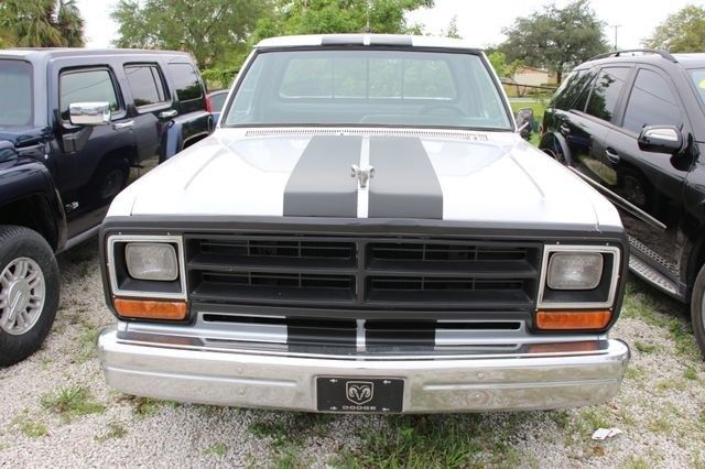 1986 Dodge RAM -- - photo 2