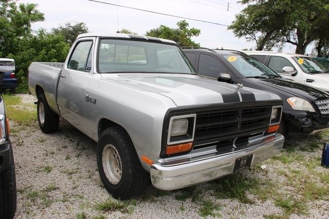1986 Dodge RAM -- - photo 3