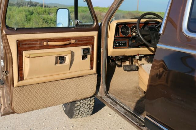 1986 Dodge Ramcharger SE Royal - photo 11