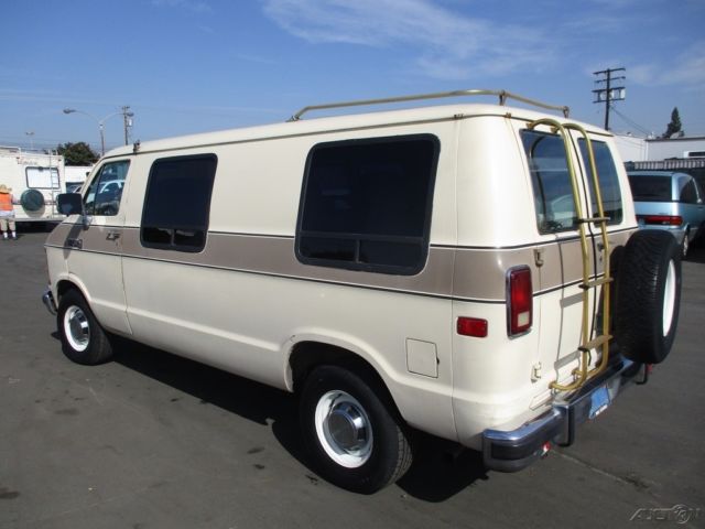 1986 Dodge Ram Van B250 - photo 3