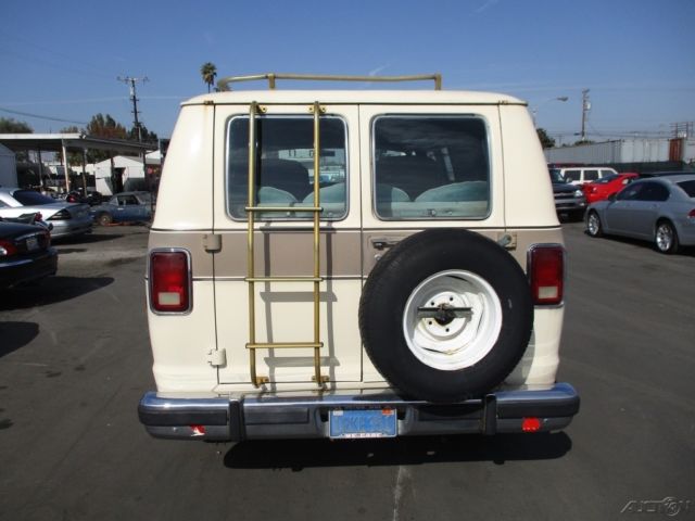 1986 Dodge Ram Van B250 - photo 4