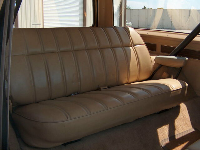 1986 Dodge Ramcharger 250 Royal - photo 12