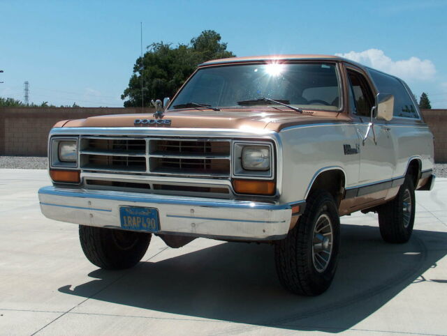 1986 Dodge Ramcharger 250 Royal - photo 5