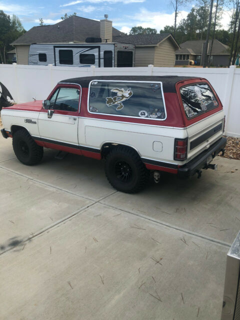1986 Dodge Ramcharger - photo 4