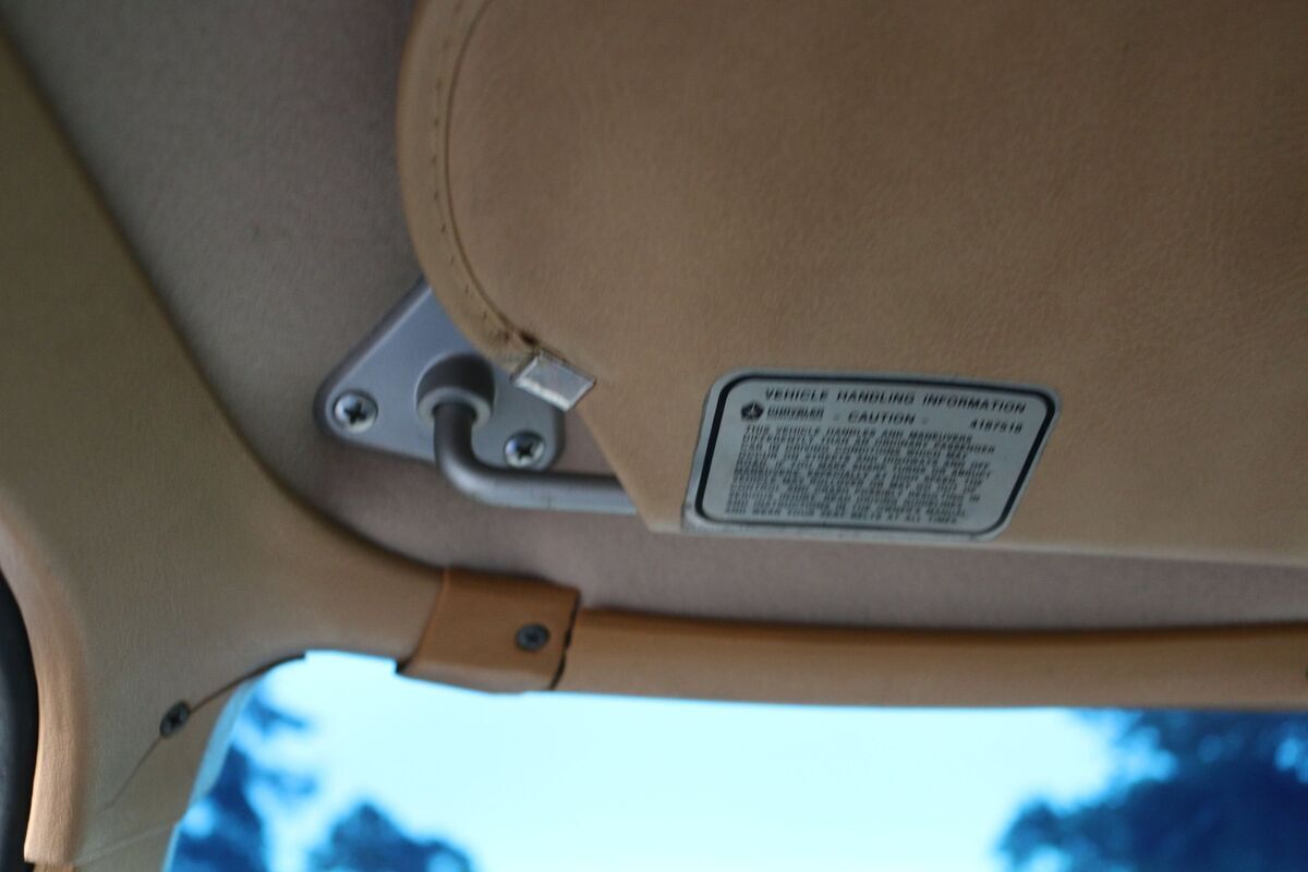1986 Dodge Ramcharger - photo 12
