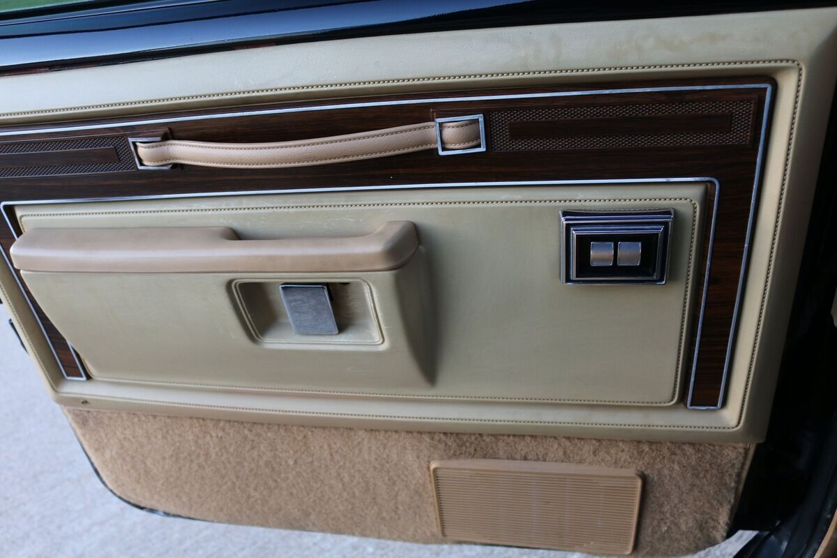 1986 Dodge Ramcharger - photo 13