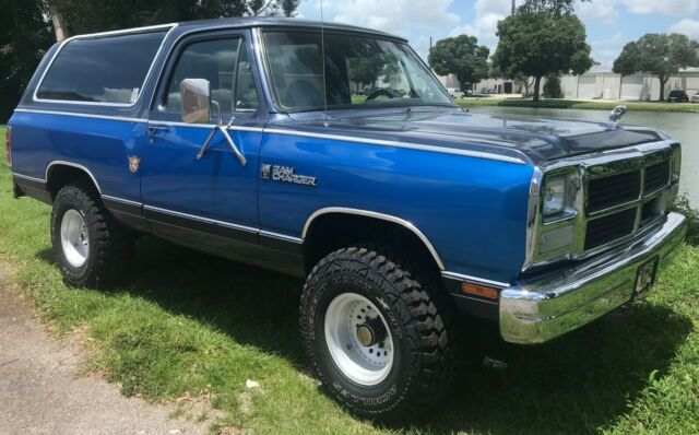 1986 Dodge RamCharger 4x4 Super Clean Florida Truck Historic Vintage Classic 1986 Dodge Ramcharger