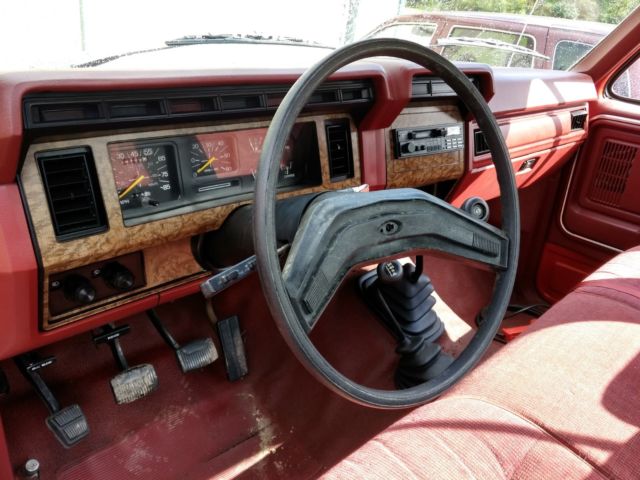 1986 Ford F-350 - photo 2