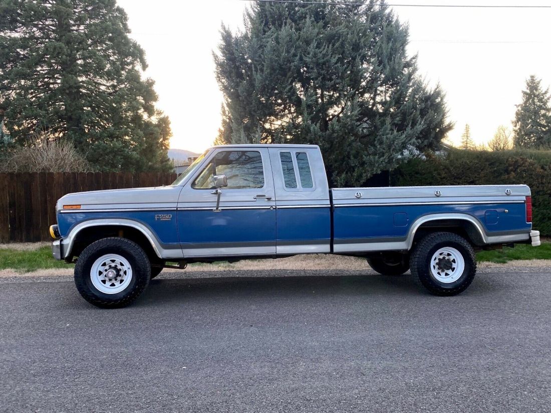 1986 Ford F-250 4X4 XLT 7.5L 460 V8 2-OWNERS 101K ORIG MILES 4WD - photo 12