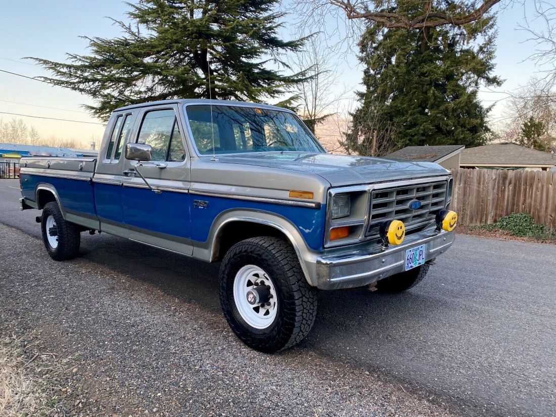 1986 Ford F-250 4X4 XLT 7.5L 460 V8 2-OWNERS 101K ORIG MILES 4WD - photo 3