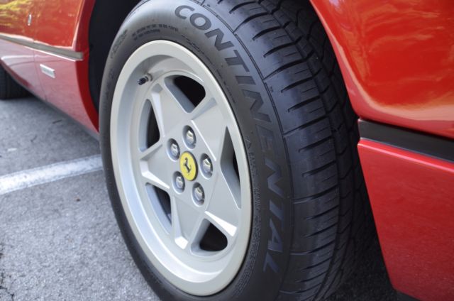 1986 Ferrari 328 GTS Concours Condition - photo 7