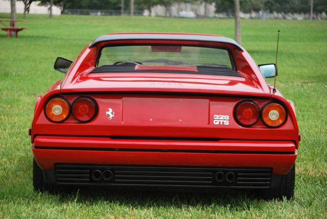 1986 Ferrari 328 GTS - photo 7