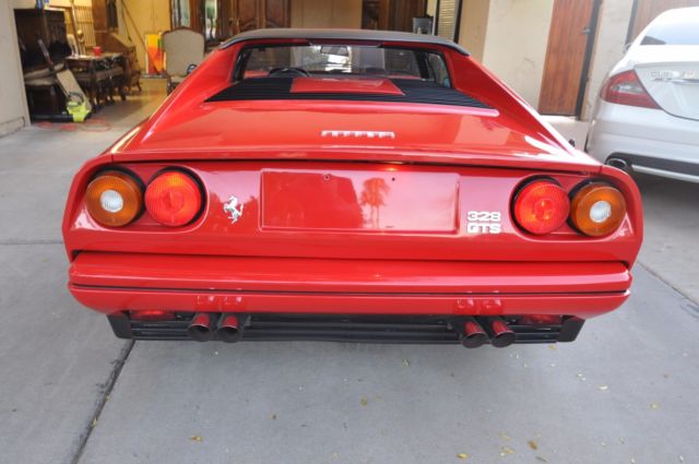 1986 Ferrari 328 GTSi - photo 2