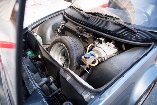 1986 Ferrari Mondial 3.2 Coupe - photo 6