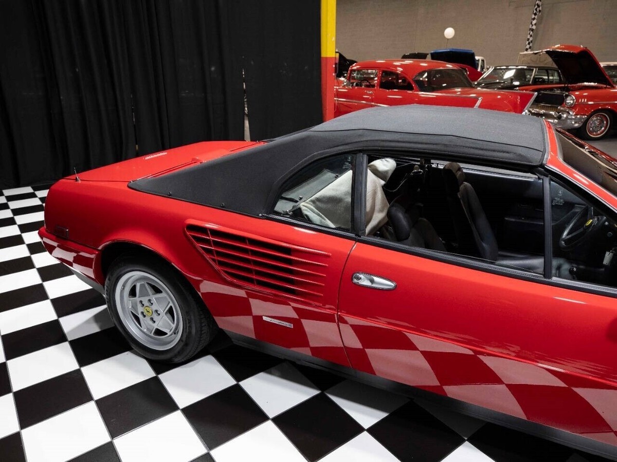 1986 Ferrari Mondial Cabriolet ROSSO CORSA 5 SPEED - photo 9