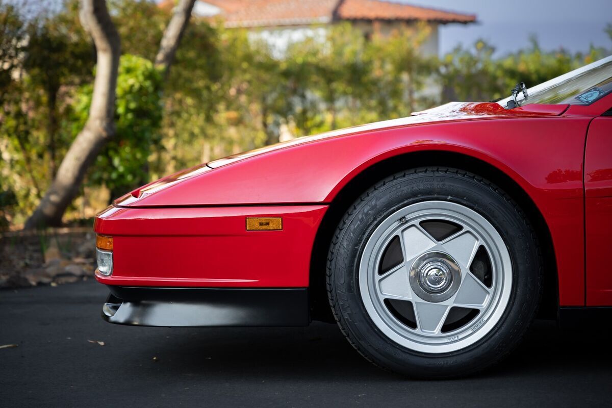 1986 Ferrari Testarossa Monospecchio - Fresh Major - Immaculate - 7k Miles - photo 7