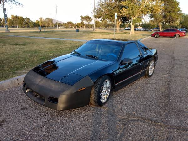 1986 Pontiac Fiero - photo 2