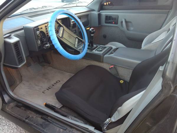 1986 Pontiac Fiero - photo 9
