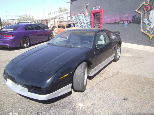 1986 Pontiac Fiero - photo 6
