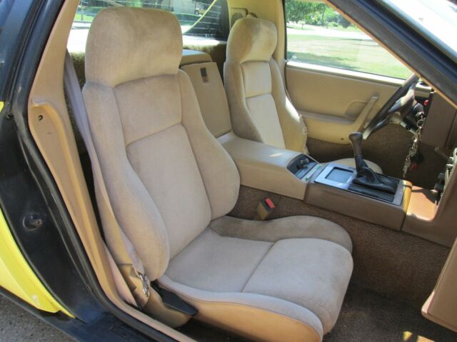 1986 Pontiac Fiero - photo 4