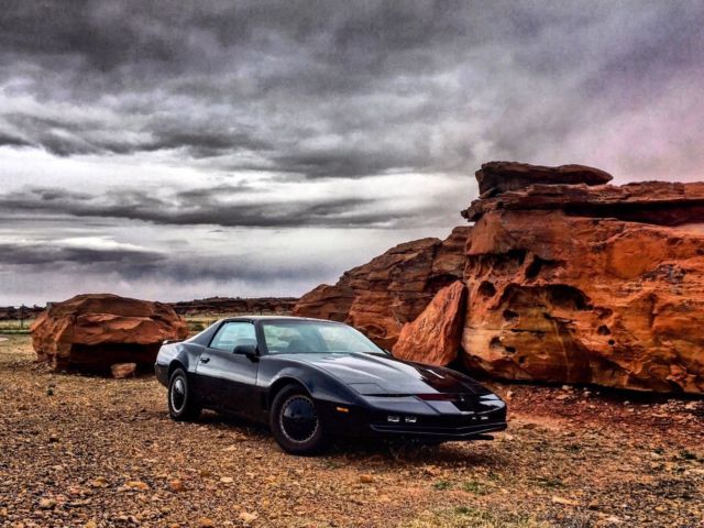 1986 firebird trans am KNIGHT RIDER KITT replica 1986 Pontiac Firebird trans am