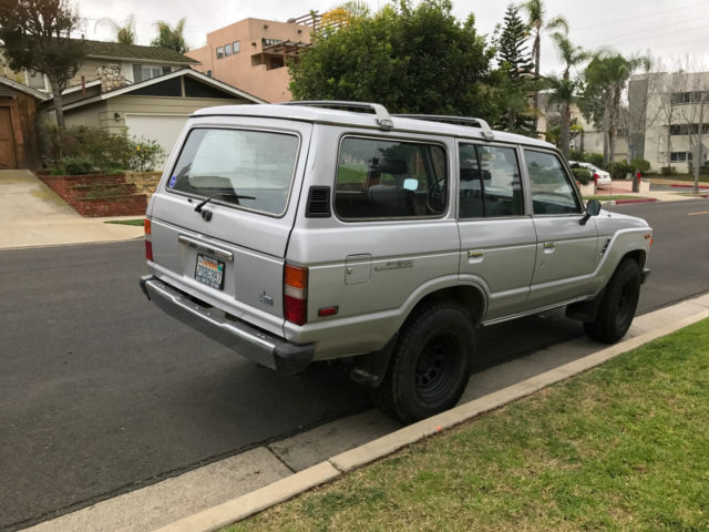 1986 Toyota Land Cruiser Base Sport Utility 4-Door - photo 6