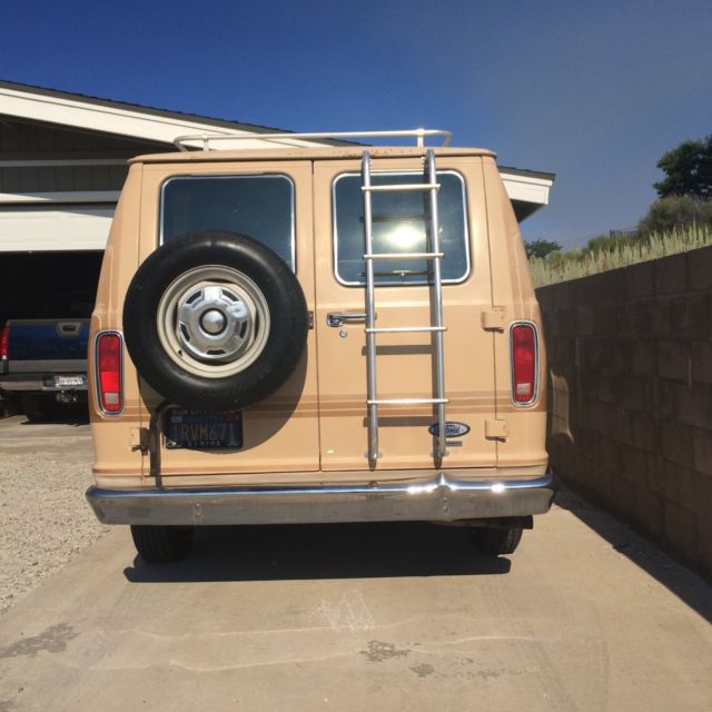 1986 Ford E-Series Van - photo 2