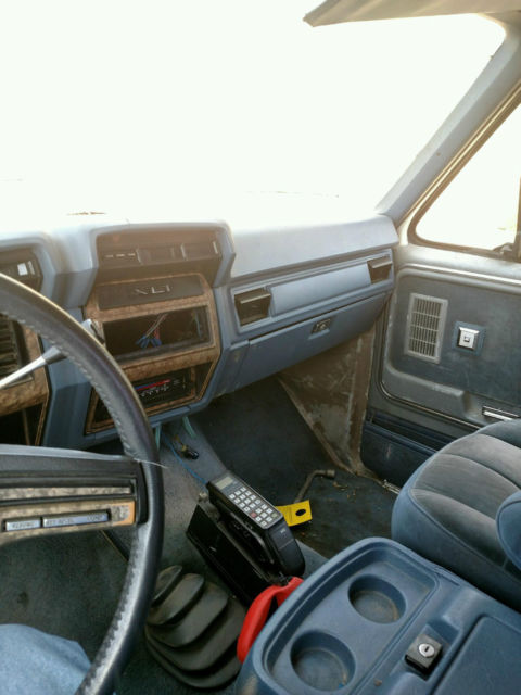 1986 Ford Bronco xlt - photo 3