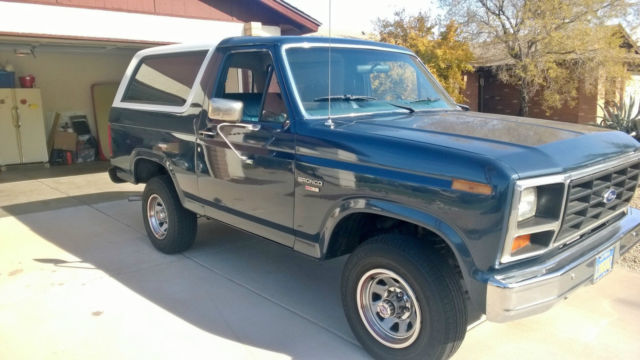 1986 Ford Bronco Custom Sport Utility 2-Door - photo 6