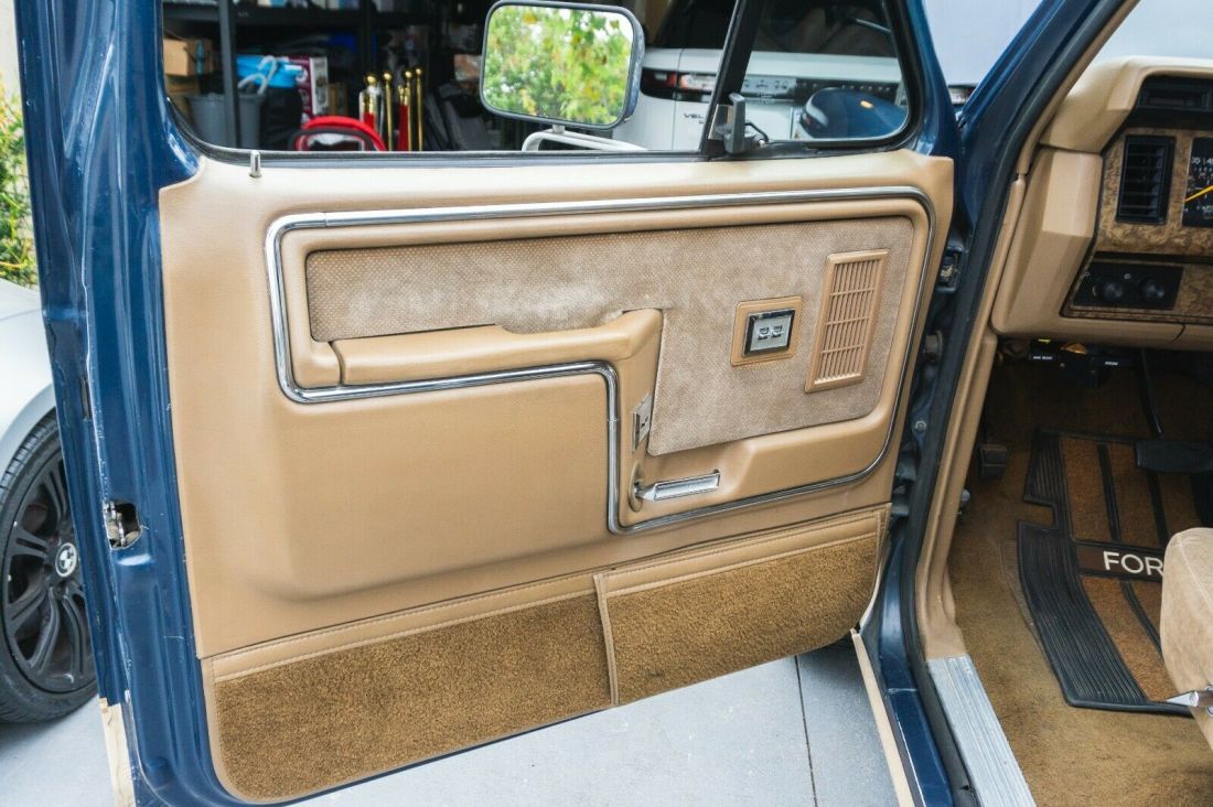1986 Ford Bronco XLT- Eddie Bauer Edition - photo 11