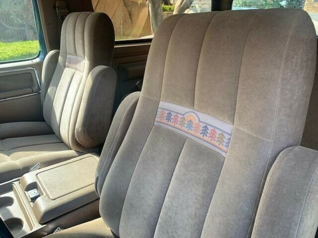 1986 Ford Bronco XLT- Eddie Bauer Edition - photo 3