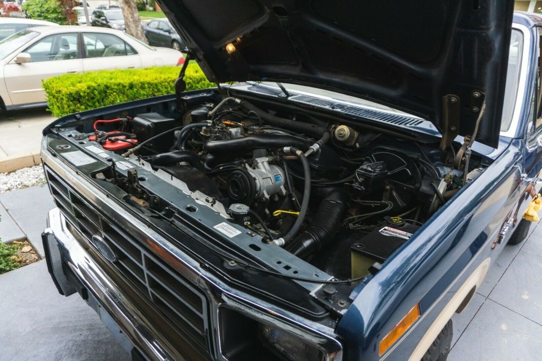 1986 Ford Bronco XLT- Eddie Bauer Edition - photo 9