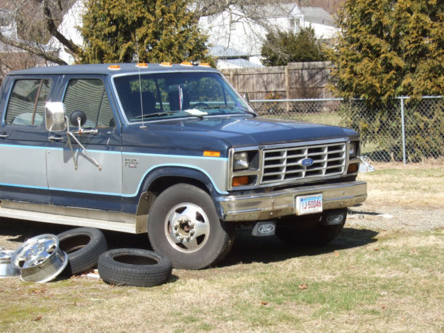 1986 Ford F-350 Dually Pickup - photo 4