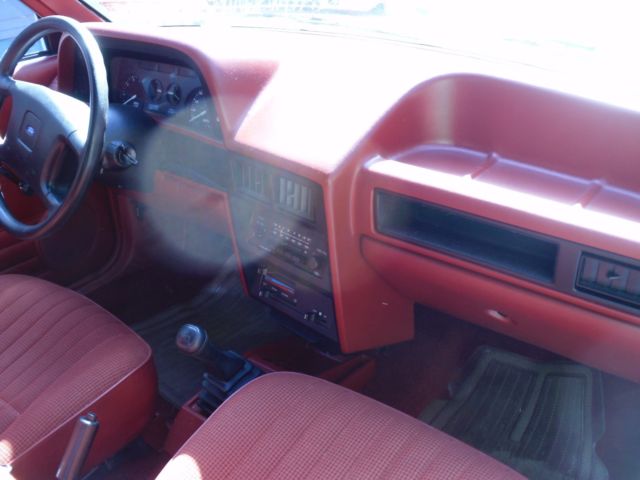 1986 Ford Escort - photo 11