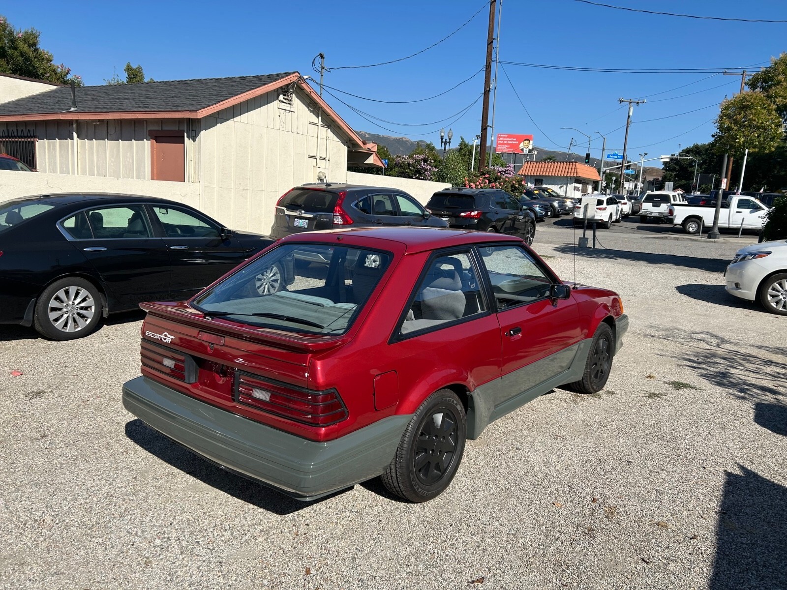 1986 Ford Escort - photo 5
