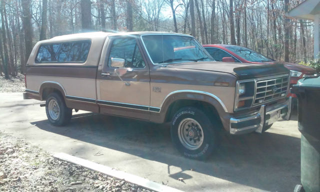 1986 Ford F-150 2WD 302 V8. Original Paint. Auto. VERY SOLID ORIGINAL TRUCK!! 1986 Ford F-150