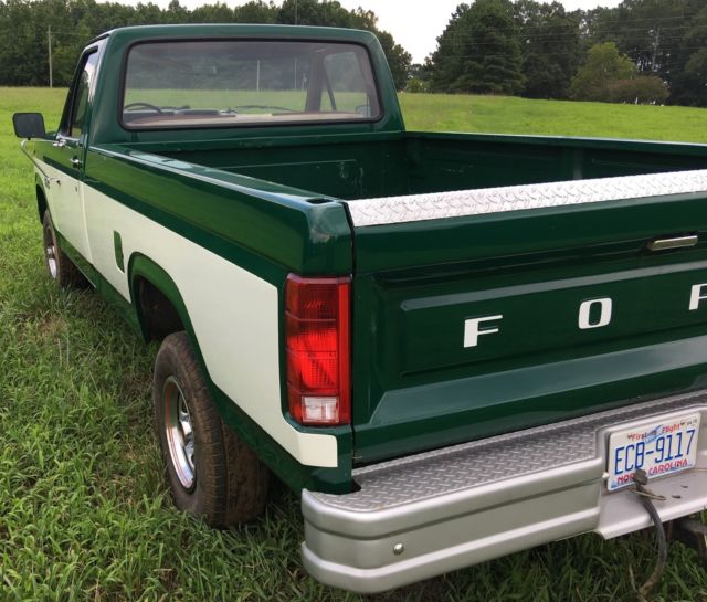 1986 Ford F-150 XL - photo 4
