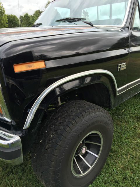 1986 Ford F-150 XLT Lariat Pickup 2-Door 5.8L 1986 Ford F-150