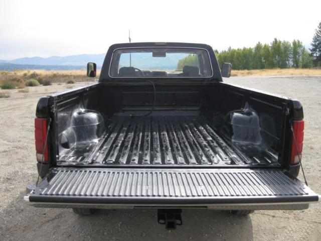 1986 Ford F-250 XL - photo 11